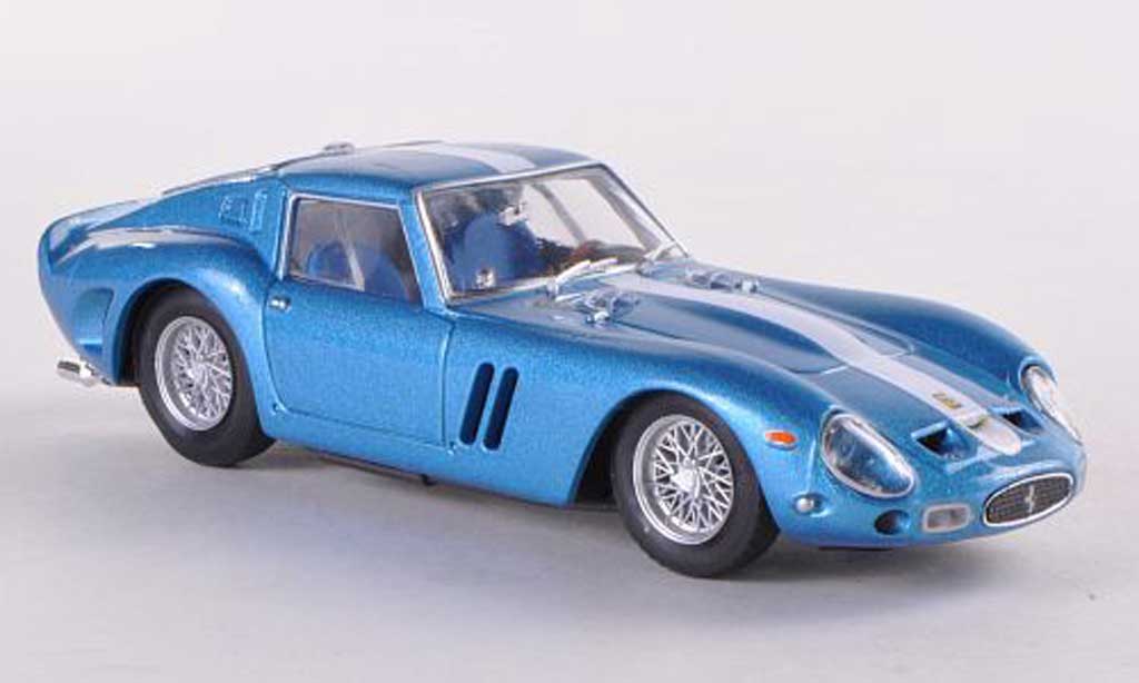Ferrari 250 GTO 1962 1/43 Brumm GTO 1962 met blauw (witer Streifen) Chinetti Motors modelauto