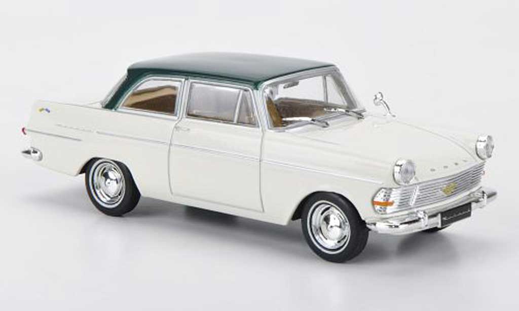 Opel Rekord 1/43 Hachette PII wit/grun (ohne Magazin) 1960 modelauto