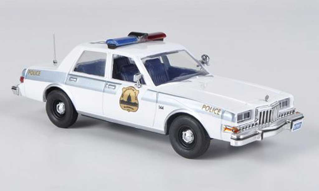 Dodge Diplomat 1/43 First Response Washington D.C. Metropolitan Politie 1985 modelauto
