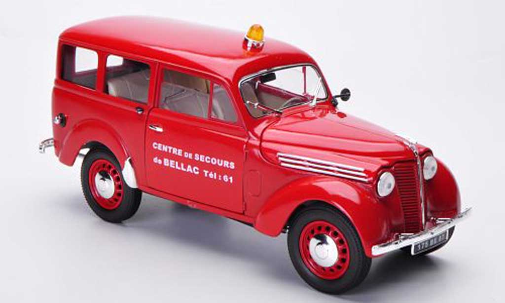 Renault Juvaquatre 1/18 Solido Brandweer Brandweer (F) modelauto