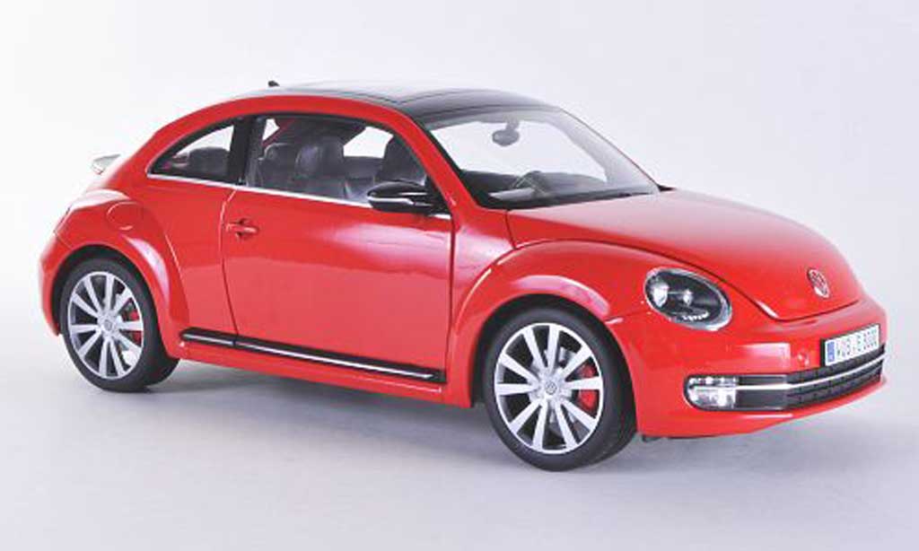 Volkswagen Beetle 1/18 Welly rood/zwart 2012 modelauto