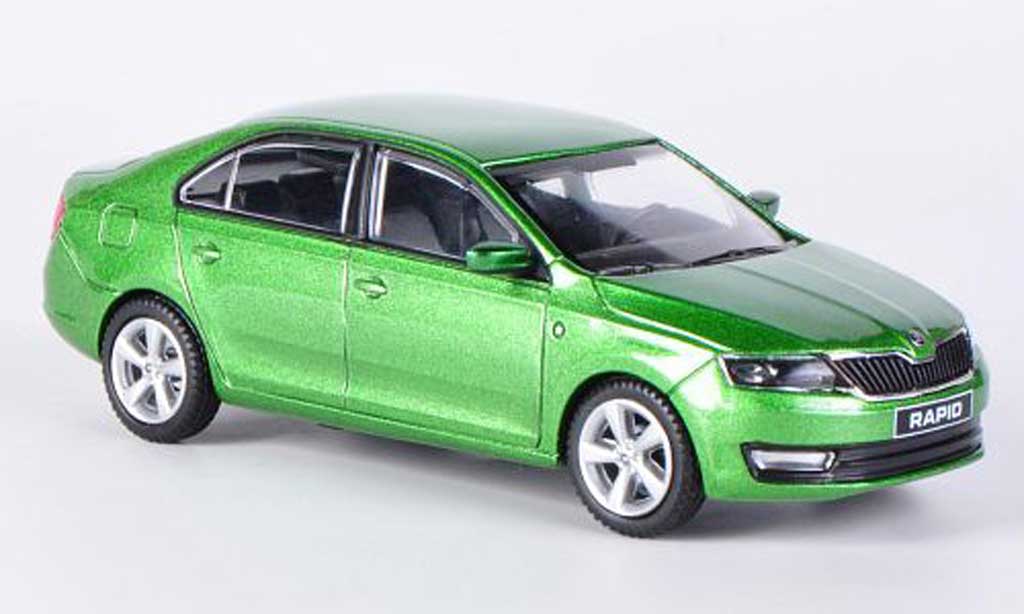 Skoda Rapid 1/43 Abrex grun 2012 modelauto