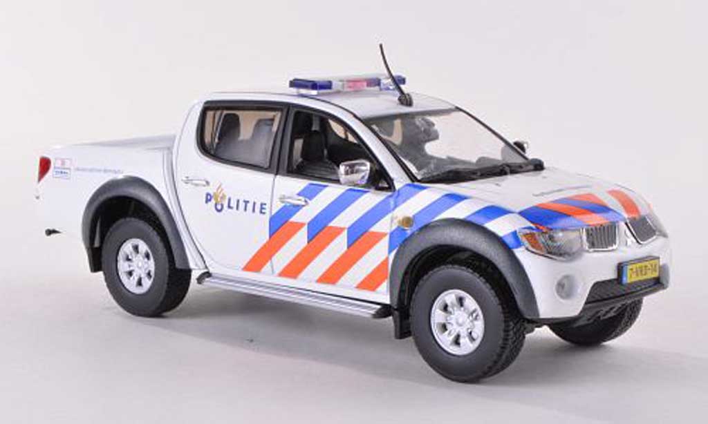Mitsubishi L200 1/43 Vitesse Politie roodterdam-Rijnmond Politie (NL) modelauto