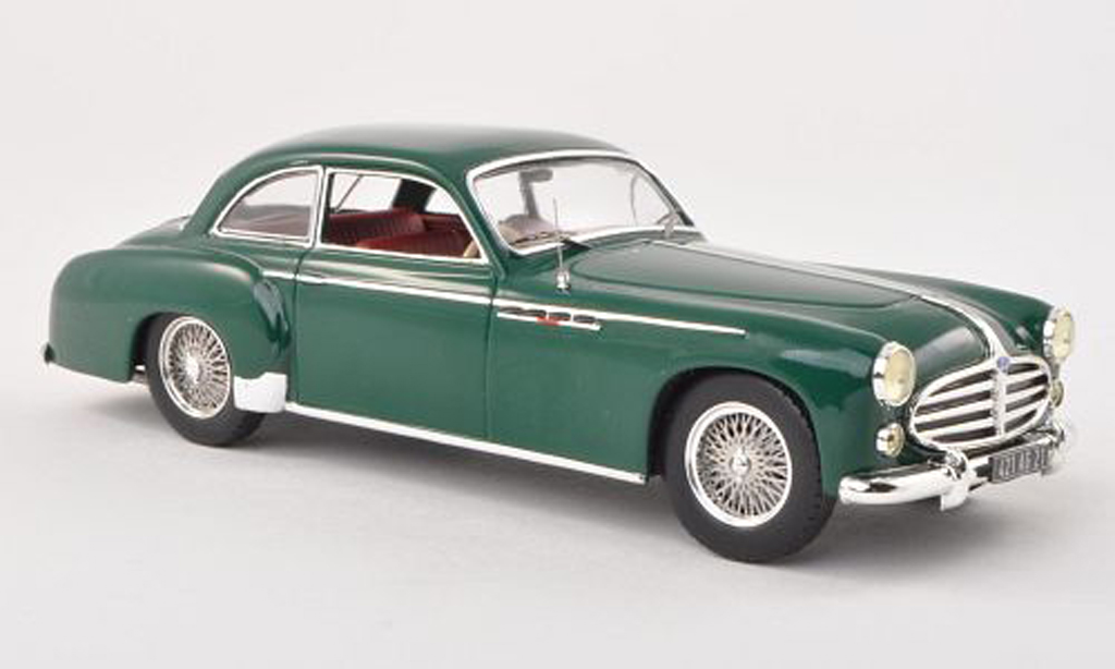 Delahaye 235 1/43 IXO Coach groen RHD 1952 modelauto