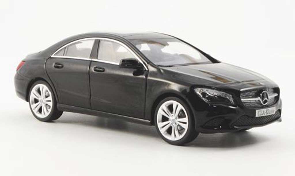Mercedes CLA 1/43 Schuco (C117) zwart 2012 modelauto