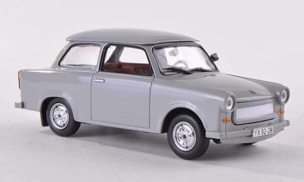 Trabant 601 1/43 IST Models grijs modelauto