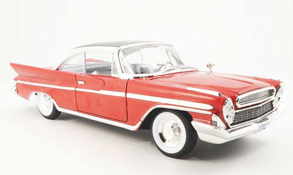 Desoto Adventurer 1/18 Yat Ming rood/zwart 1961 modelauto