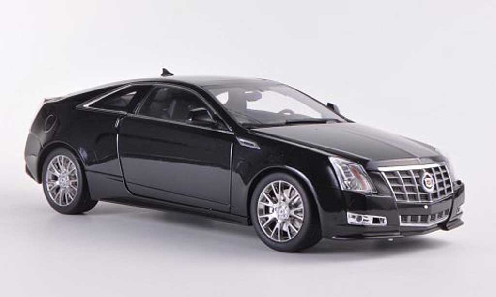 Cadillac CTS 1/18 Kyosho Coupe zwart modelauto