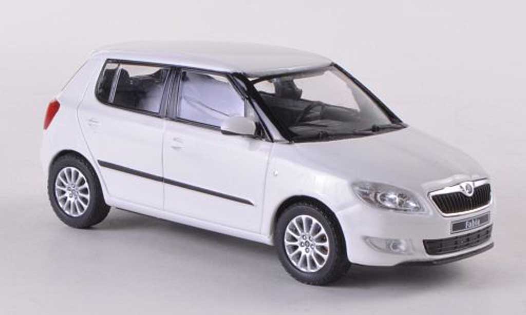 Skoda Fabia II 1/43 Abrex II wit Facelift 2010 modelauto
