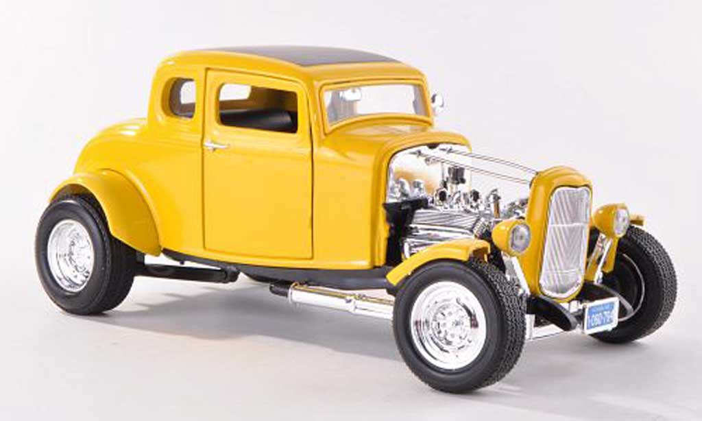 Ford 1932 1/18 Motormax Hot Rod geel modelauto