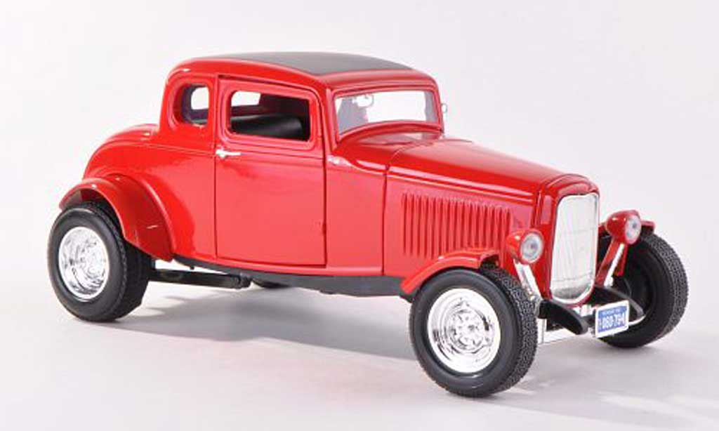 Ford 1932 1/18 Motormax Five Window Coupe rood modelauto