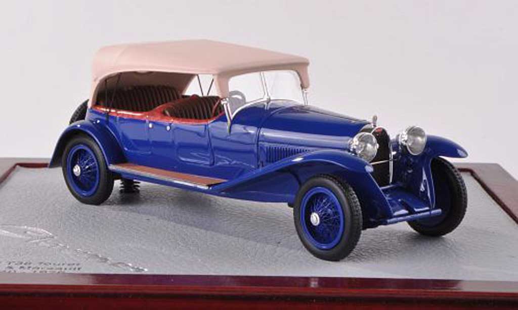 Bugatti 38 1/18 Chromes Tourer Lavocat & Marsault blauw/beige ferme 1926 modelauto