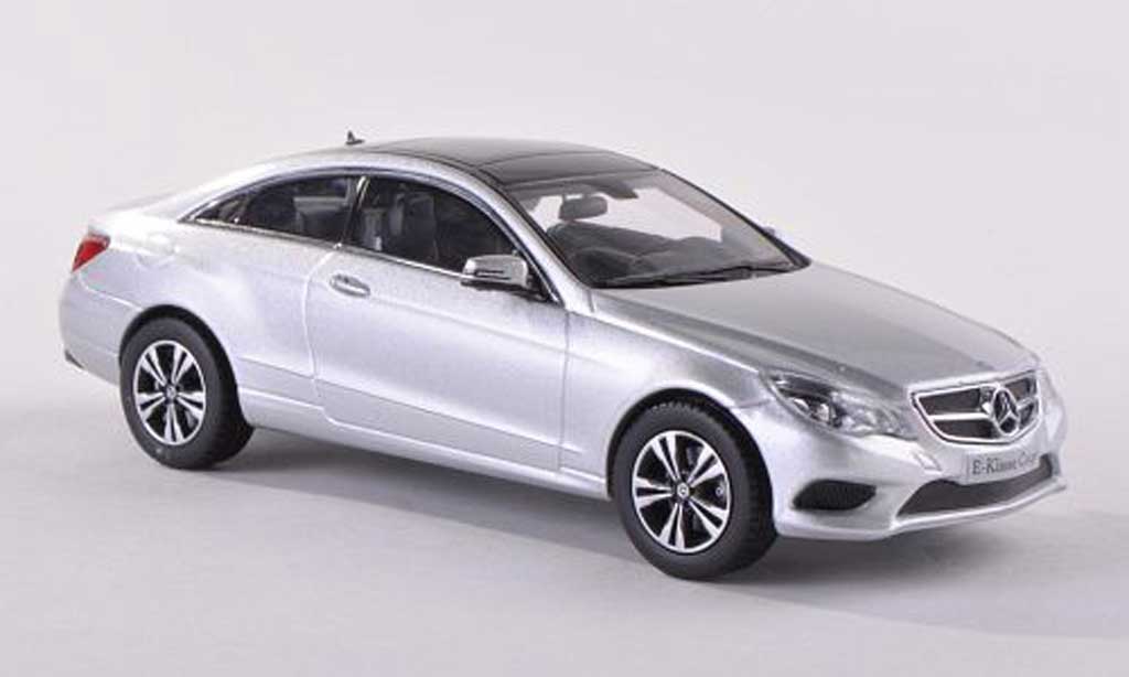 Mercedes Classe E 1/43 Kyosho Coupe d 2013 modelauto