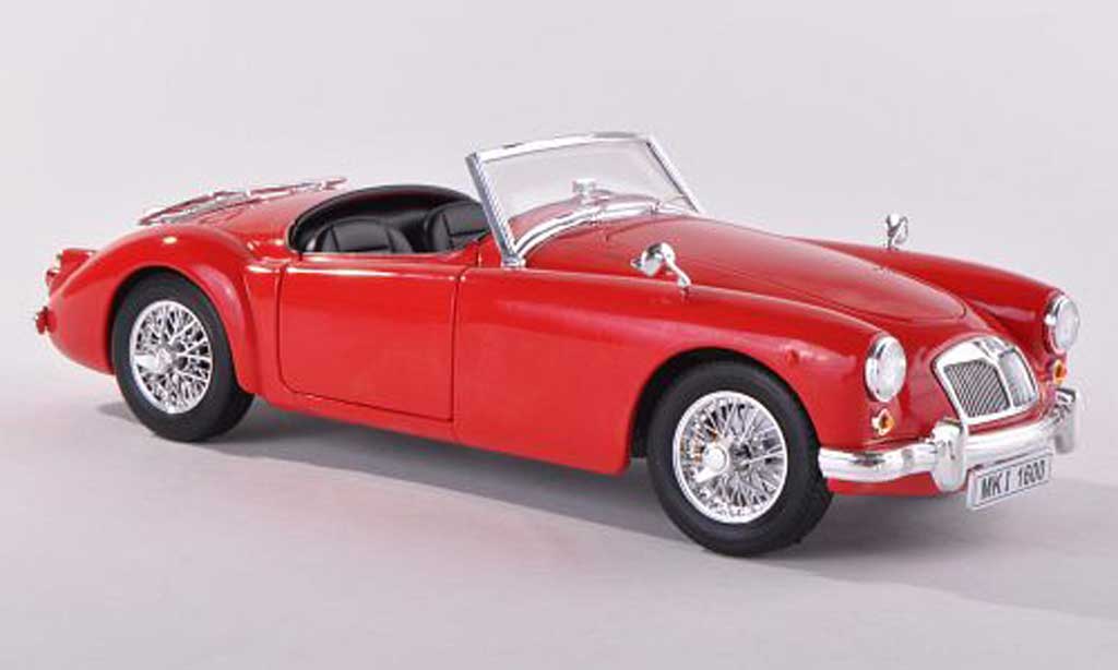 MG MGA 1/18 Revell A Roadster rood Verdeck liegt avec modelauto