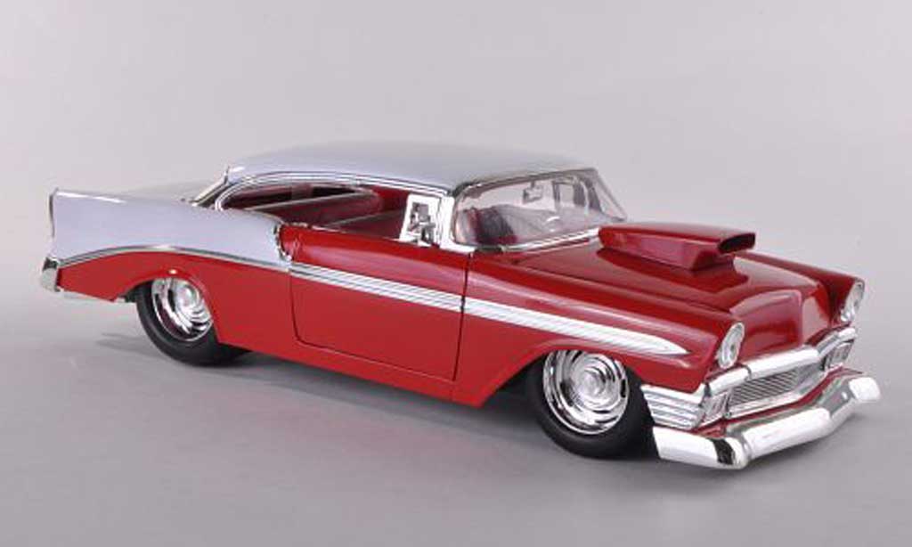 Chevrolet Bel Air 1956 1/18 Jada Toys 1956 Hardtop rood/wit modelauto