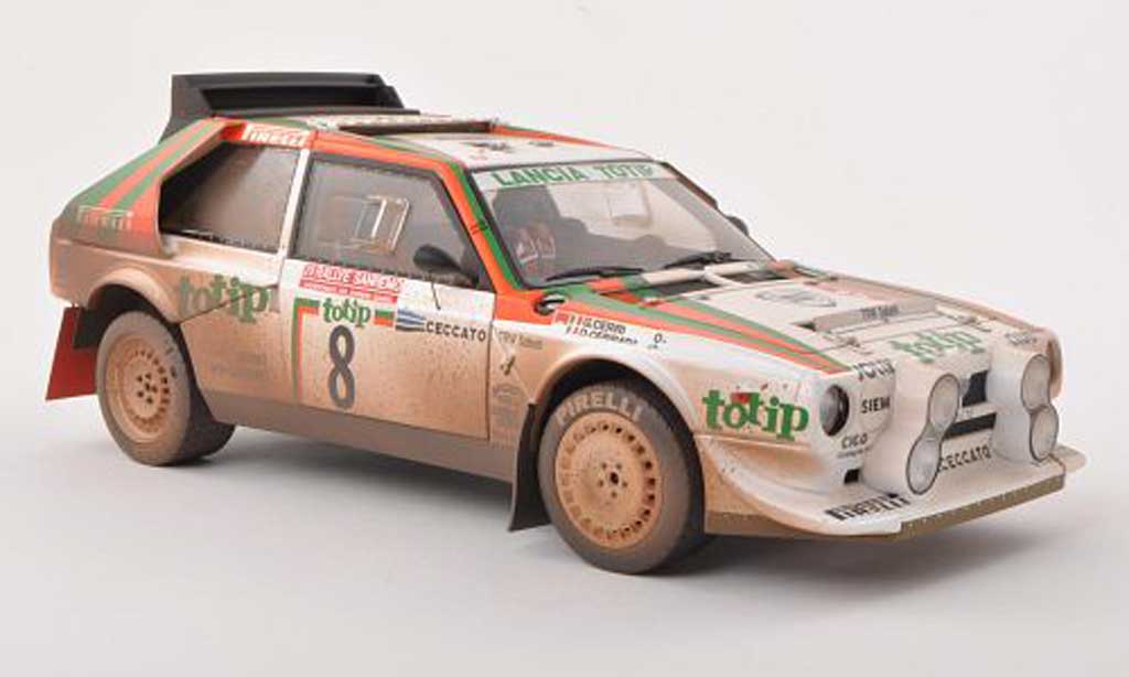 Lancia Delta S4 1/18 Autoart S4 No.8 totip Rally Sanremo 1986 Cerrato/Cerri modelauto