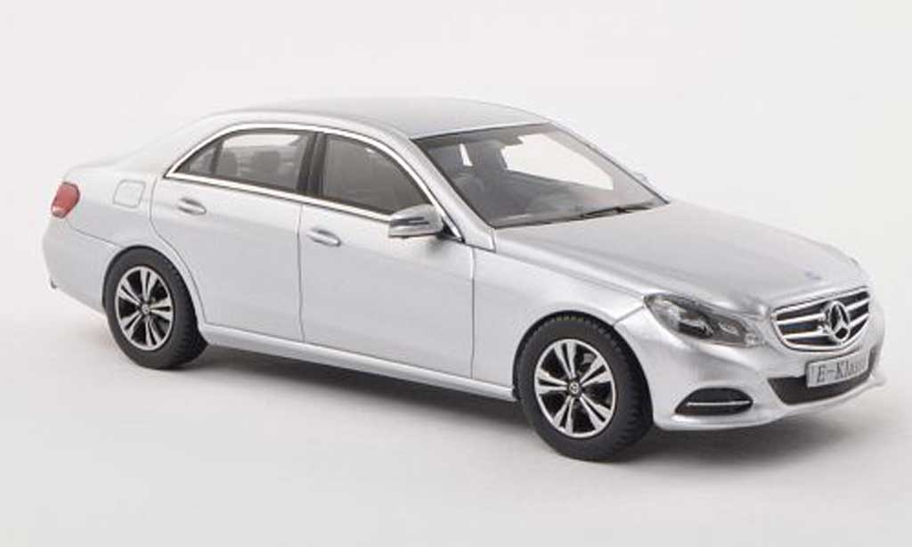 Mercedes Classe E 1/43 Kyosho (W212) d 2013 modelauto