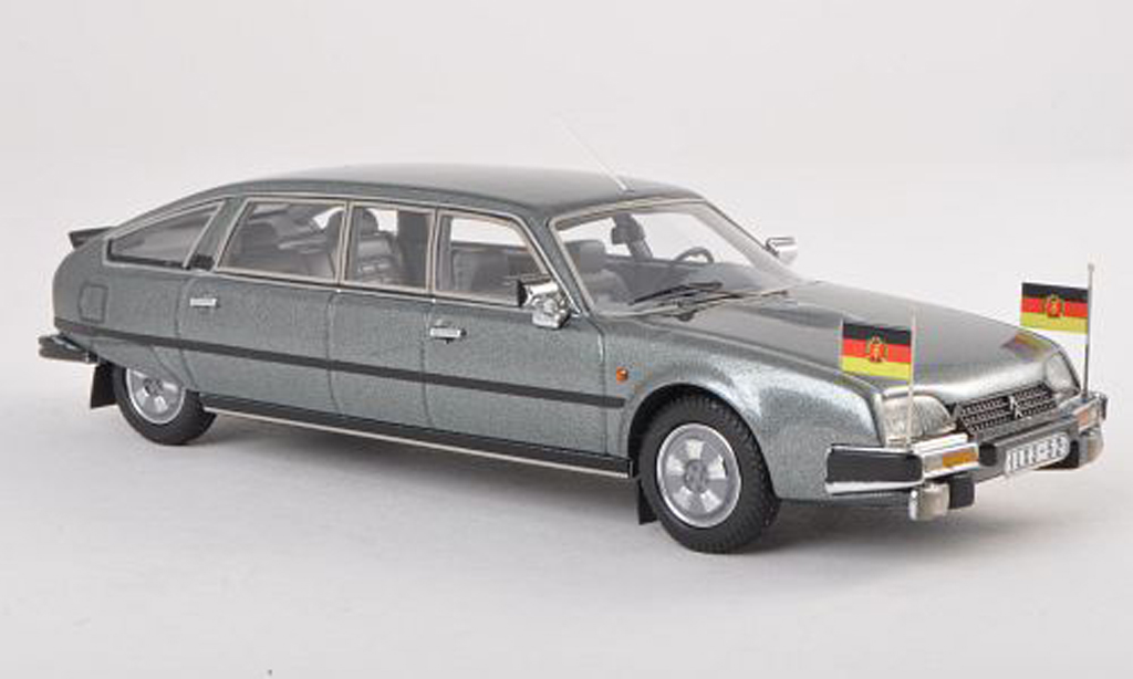 Citroen CX 1/43 Matrix Nilsson grijs-groen DDR-Staatslimousine modelauto