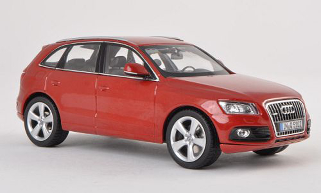 Audi Q5 1/43 Schuco rood 2013 modelauto