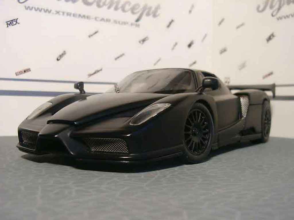 Ferrari Enzo 1/18 Hot Wheels nero modelauto