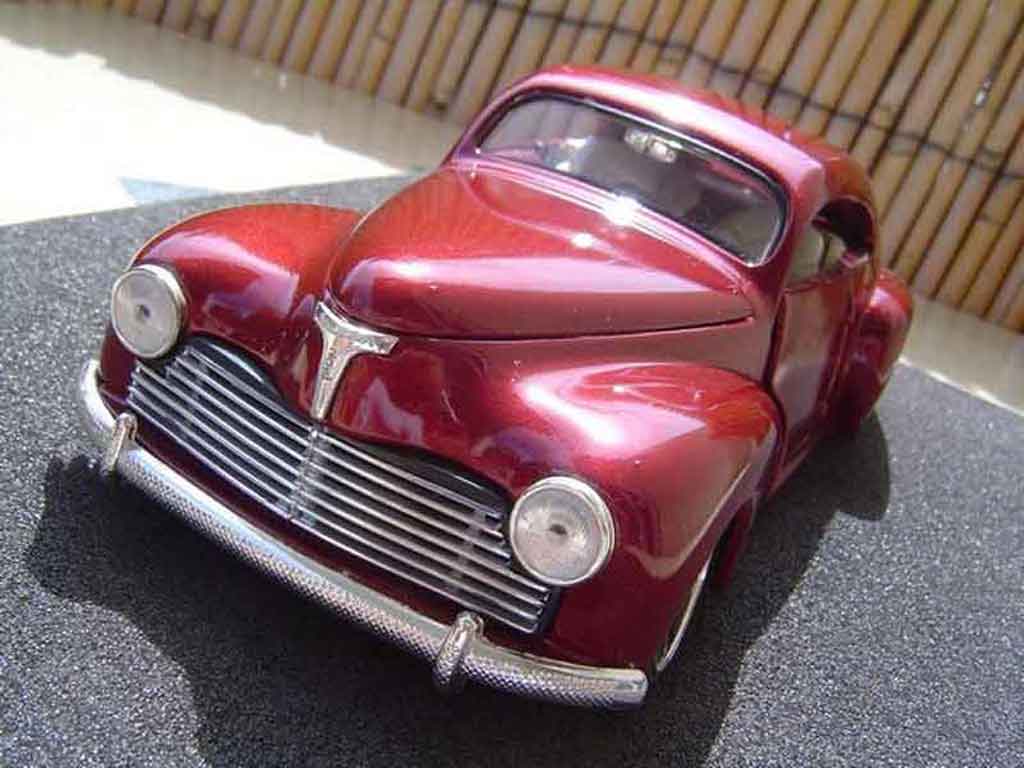 Peugeot 203 coupe 1/18 Solido coupe hot rod modelauto