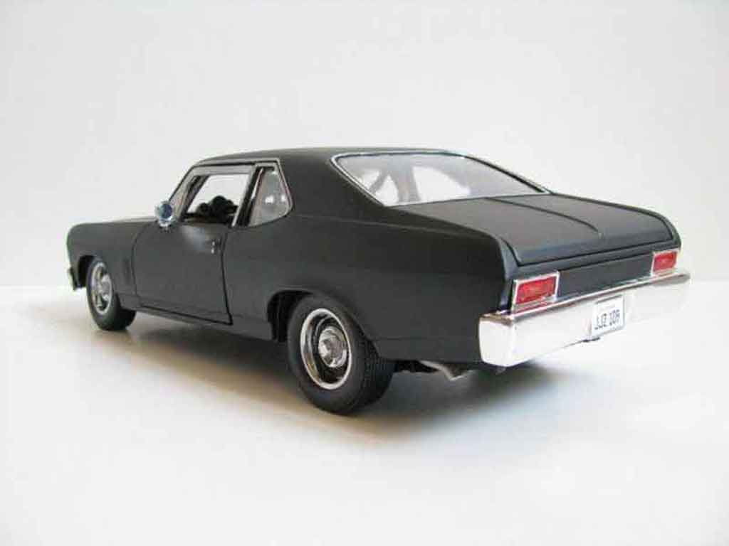 Chevrolet Nova Coupe death proof 1/18 Maisto