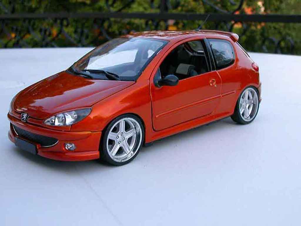 Peugeot 206 RC oranje tuning 1/18 Norev