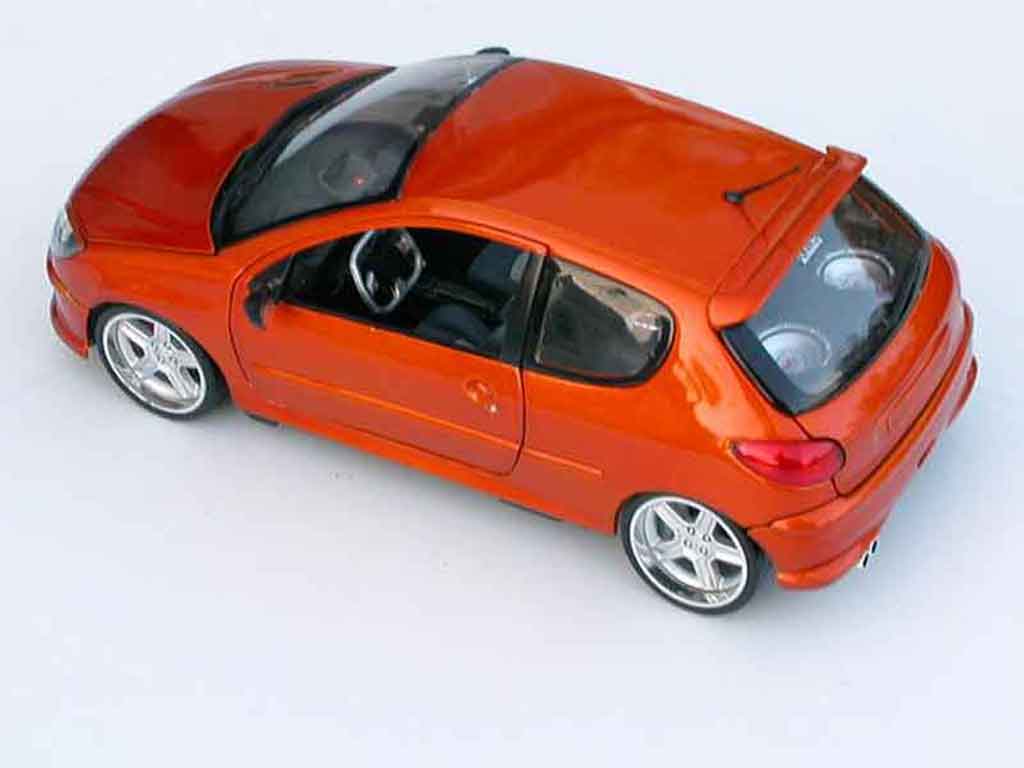 Peugeot 206 RC oranje tuning 1/18 Norev