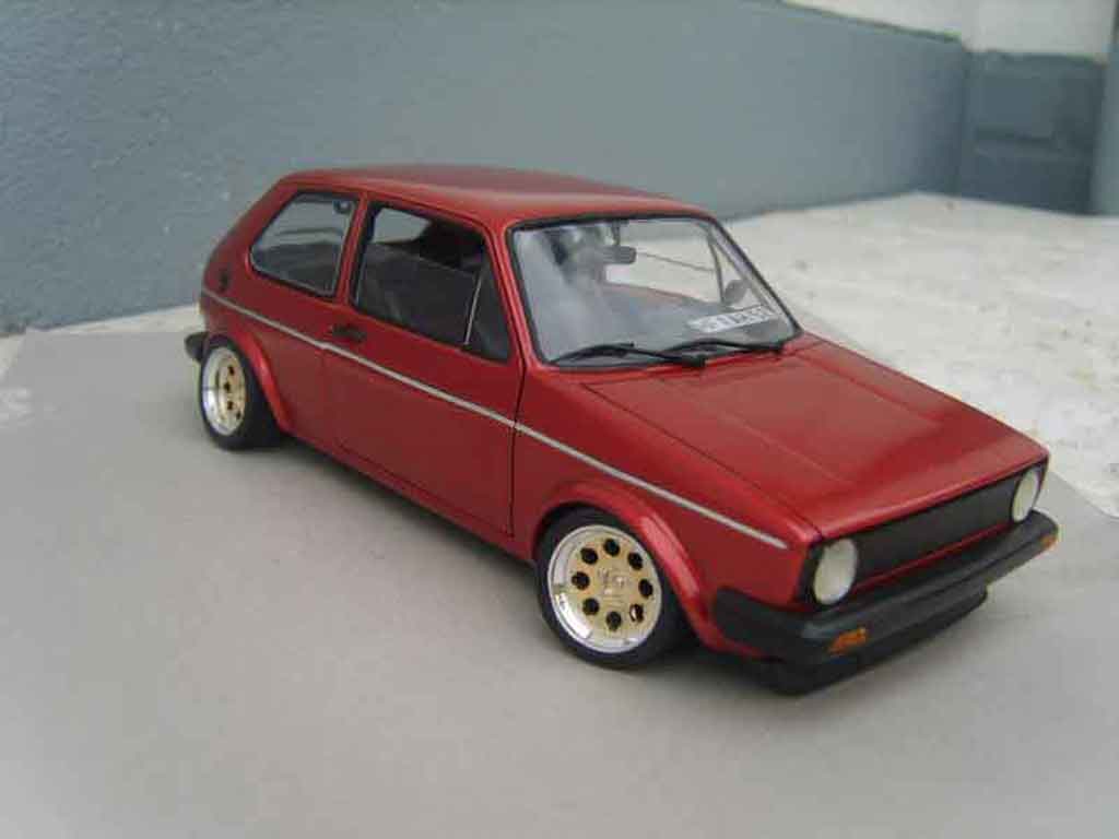 Volkswagen Golf 1 GTI 1/18 Solido rouge 1 GTI mk1 1982 grands feux modelauto
