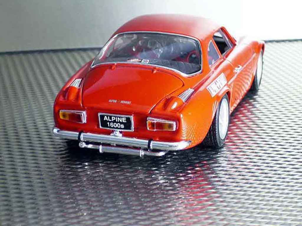 Alpine A110 1600 s 1600s rood 1/18 Maisto