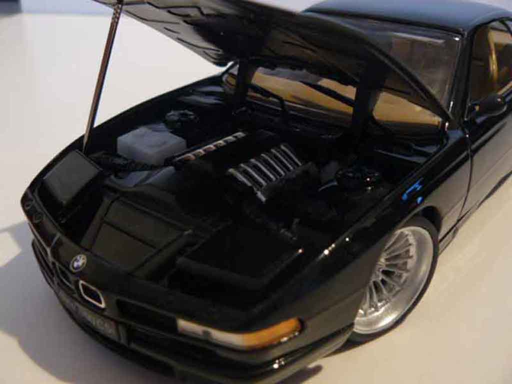 Bmw 850 csi e31 zwart jantes alpina 1/18 Maisto