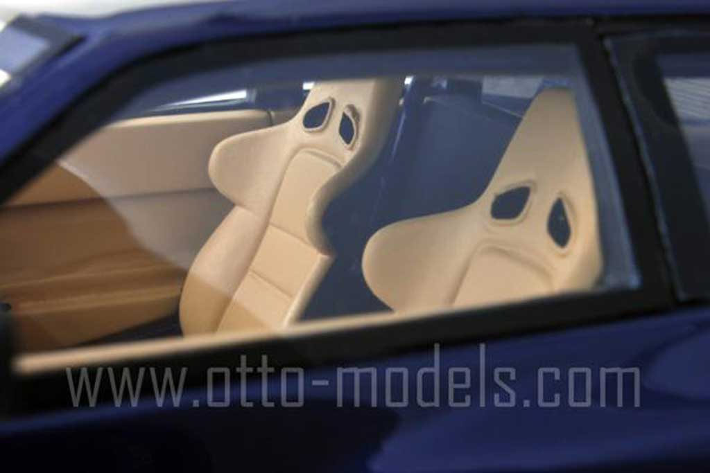 Venturi 400 400 GT Phase 1 blauw 1995 1/18 Ottomobile