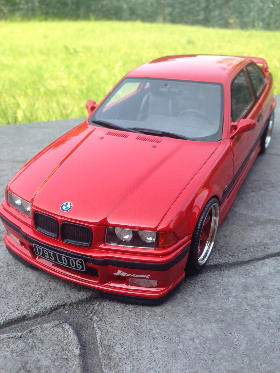Bmw M3 ltw E36 Light Weight rood 1/18 Ottomobile