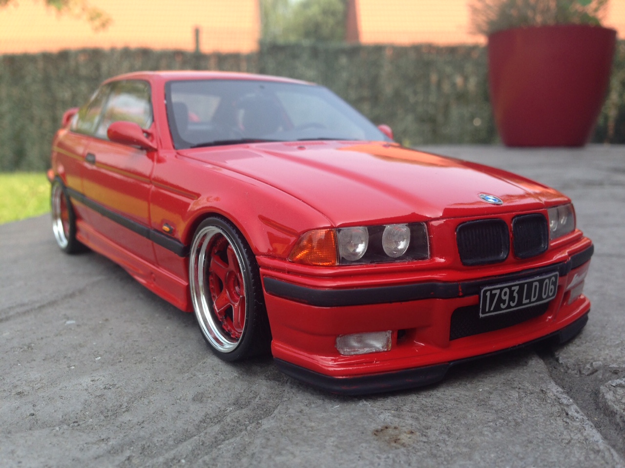 Bmw M3 E36 1/18 Ottomobile E36 Light Weight rood modelauto