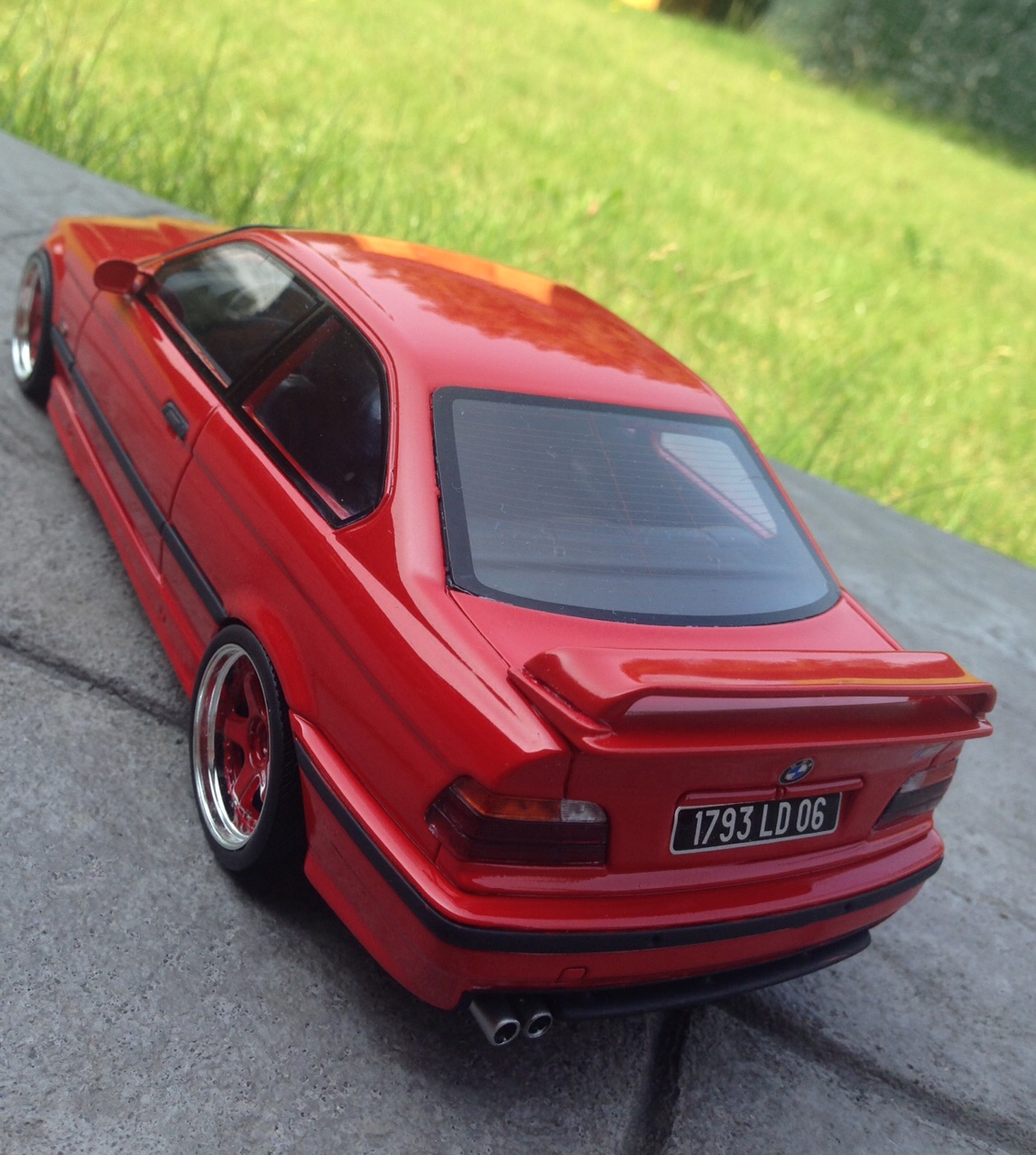 Bmw M3 ltw E36 Light Weight rood 1/18 Ottomobile