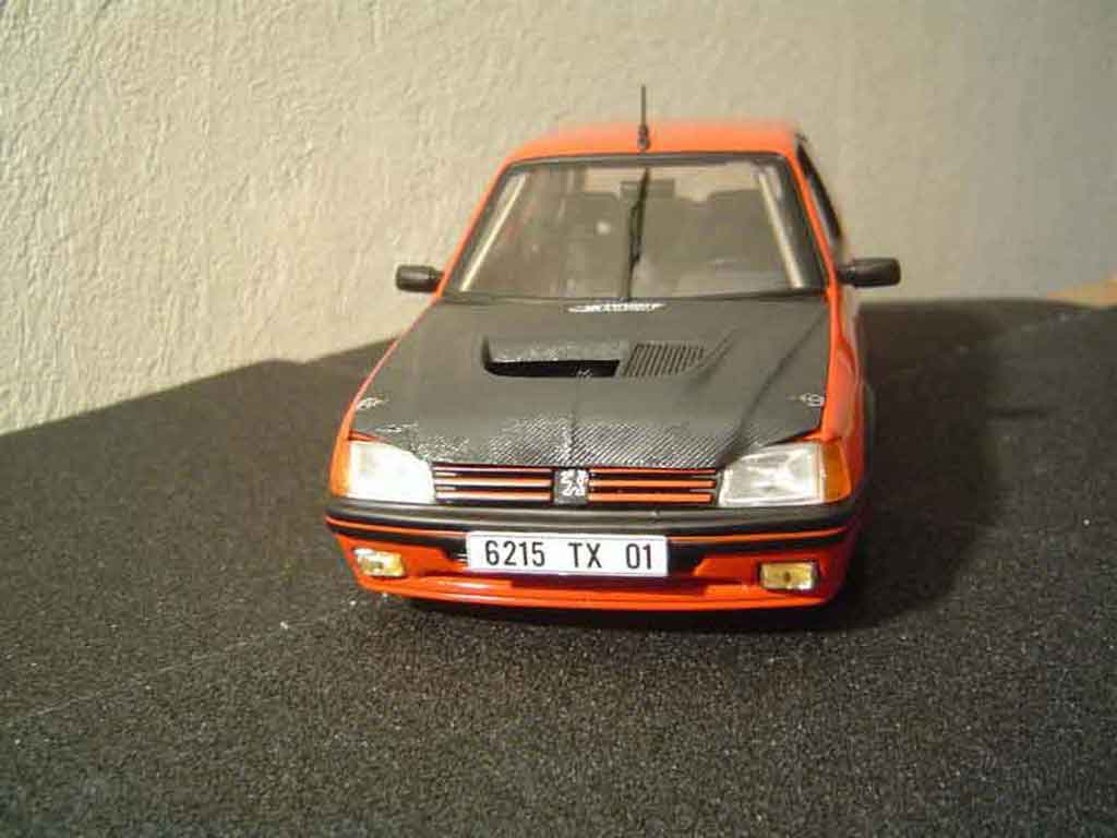 Peugeot 205 GTI tuning 1/18 Solido