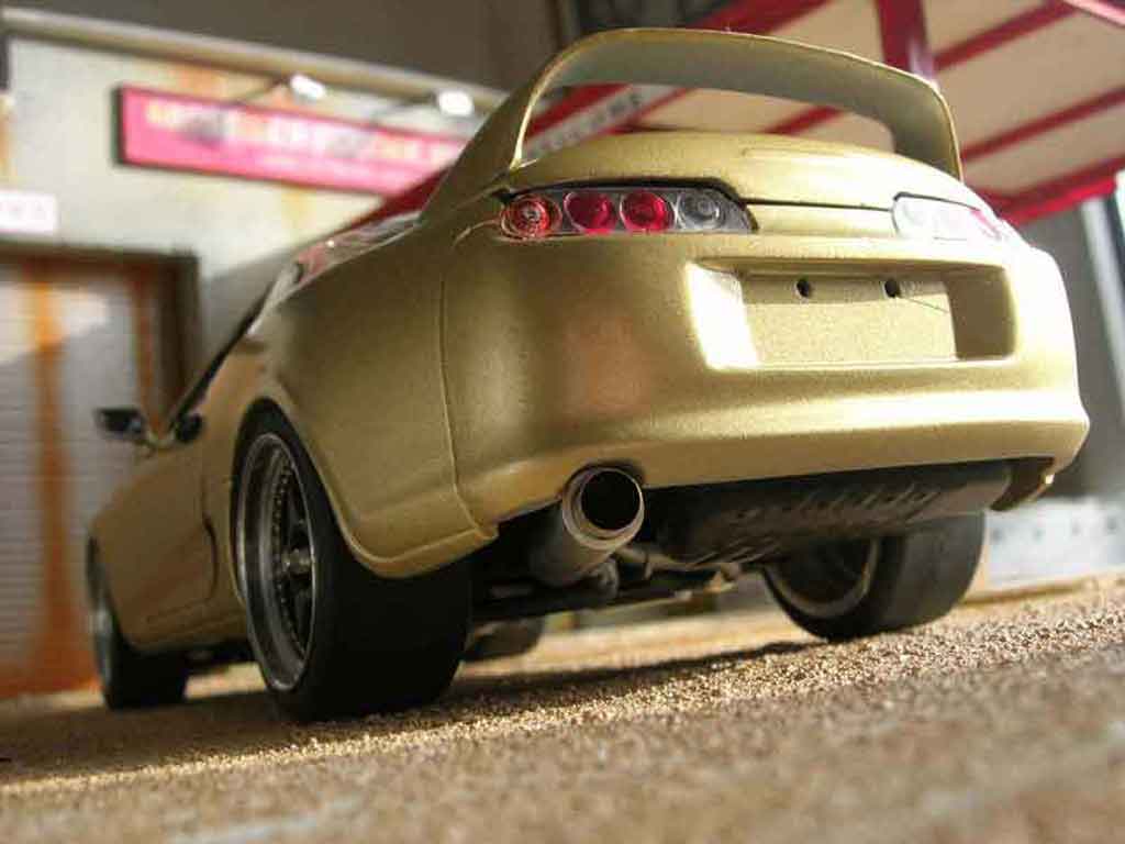 Toyota Supra 1/18 Kyosho top secret modelauto