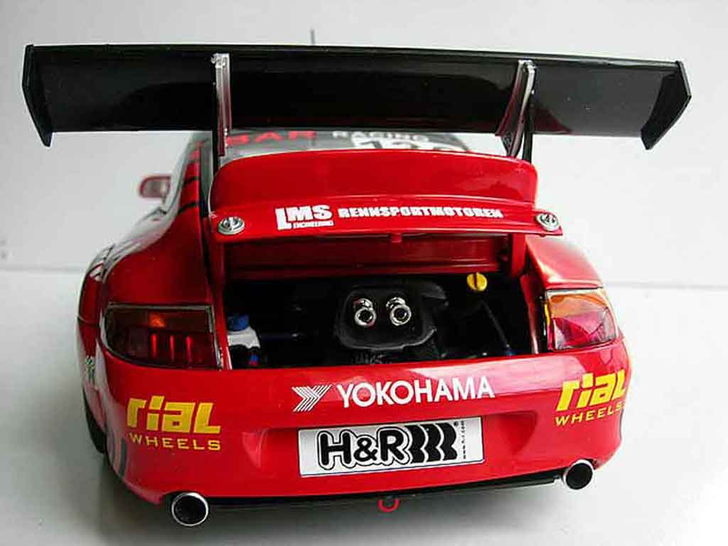 Porsche 911 GT3 RSR yokohama 1/18 Autoart