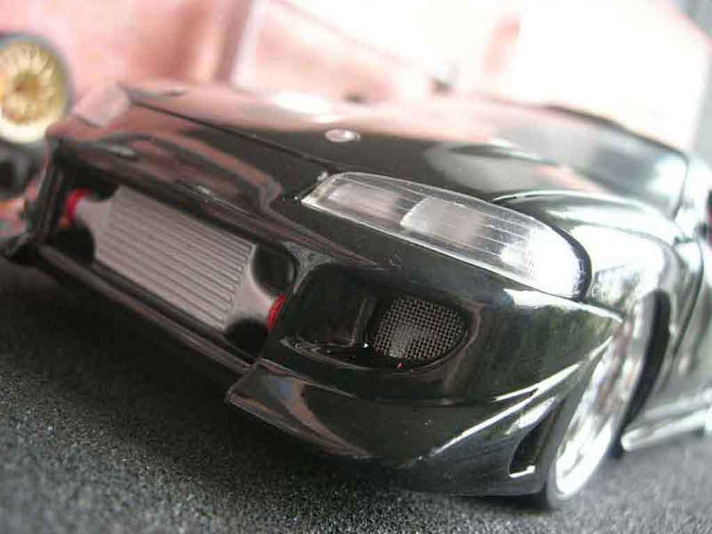 Mitsubishi Eclipse Base tuning 1/18 Racing Champion