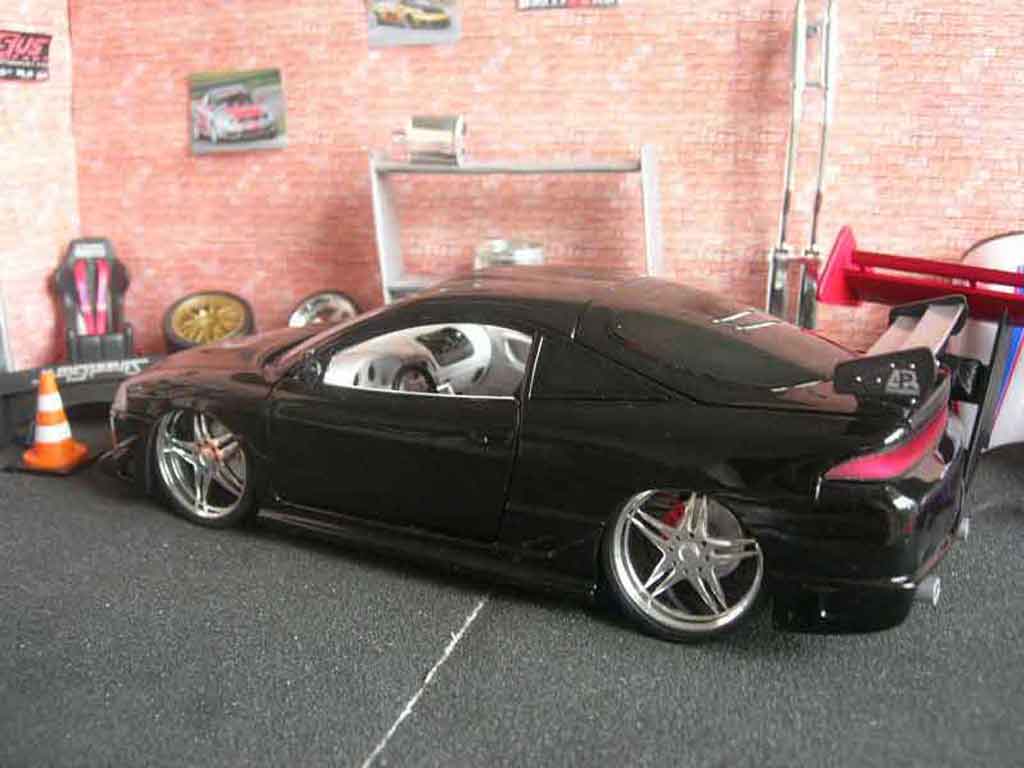 Mitsubishi Eclipse Base tuning 1/18 Racing Champion