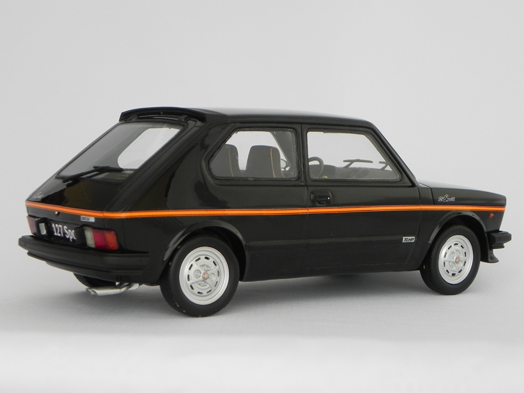 Fiat 127 Sport 70 HP LM090 zwart 1/18 Laudoracing Models