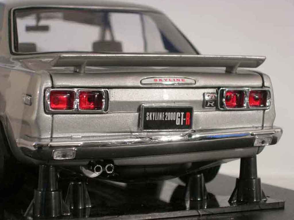Nissan Skyline 2000 gt-r kpgc 10 grijs 1/18 Kyosho