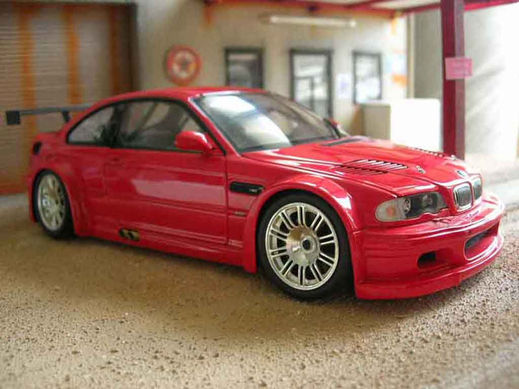 Bmw M3 E46 1/18 Minichamps GTR E46 rood modelauto