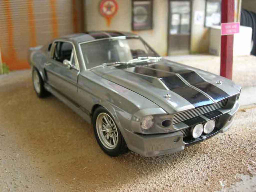 Shelby GT 500 Base eleanor 1/18 Shelby Collectibles