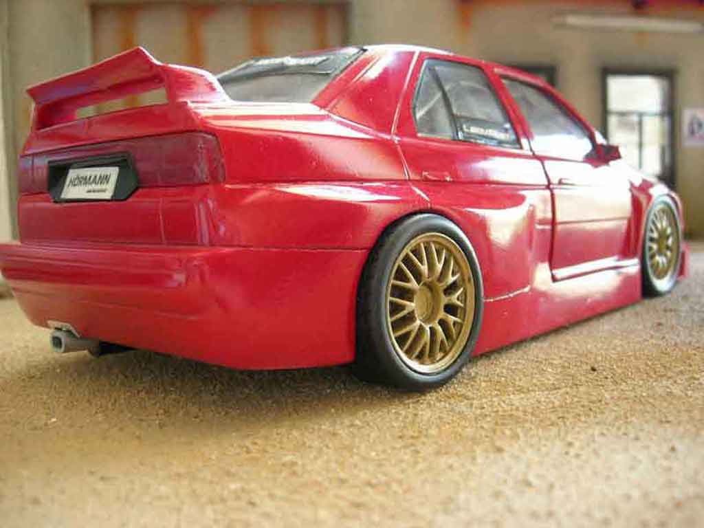 Alfa Romeo 155 q4 preparation tuning 1/18 Ut Models