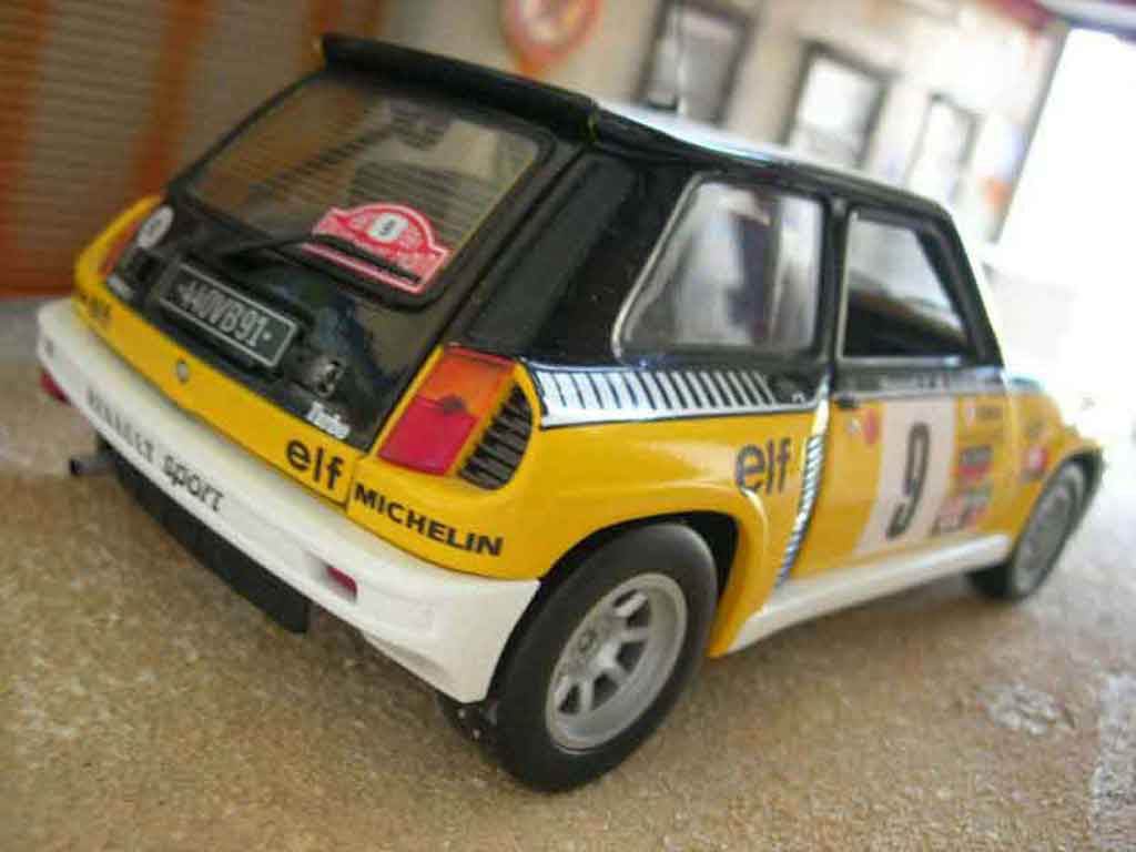 Renault 5 Turbo rallye ragnotti 1/18 Universal Hobbies