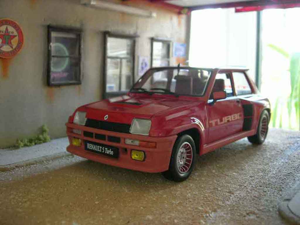Renault 5 Turbo 1 rood 1/18 Universal Hobbies