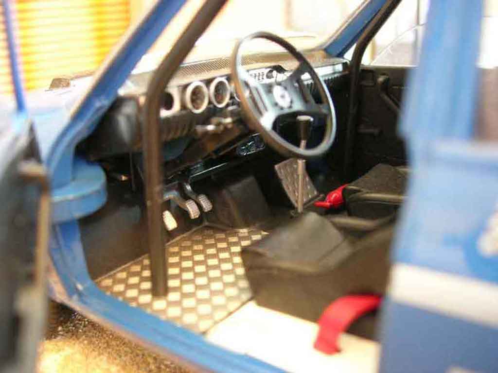 Renault 12 Gordini rallye #2 blauw 1/18 Solido