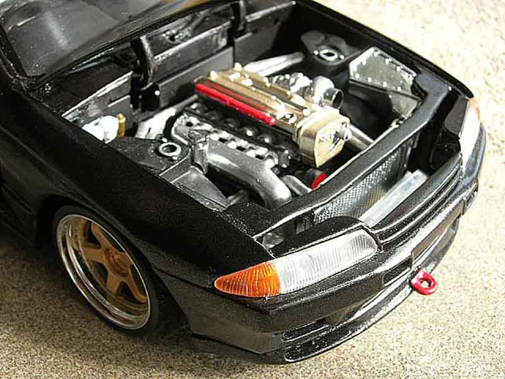 Nissan Skyline R32 gtr tuning 1/18 Kyosho