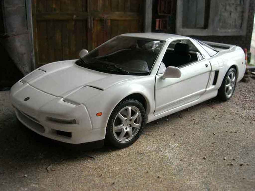 Acura NSX Berlinetta wit 1/18 Kyosho
